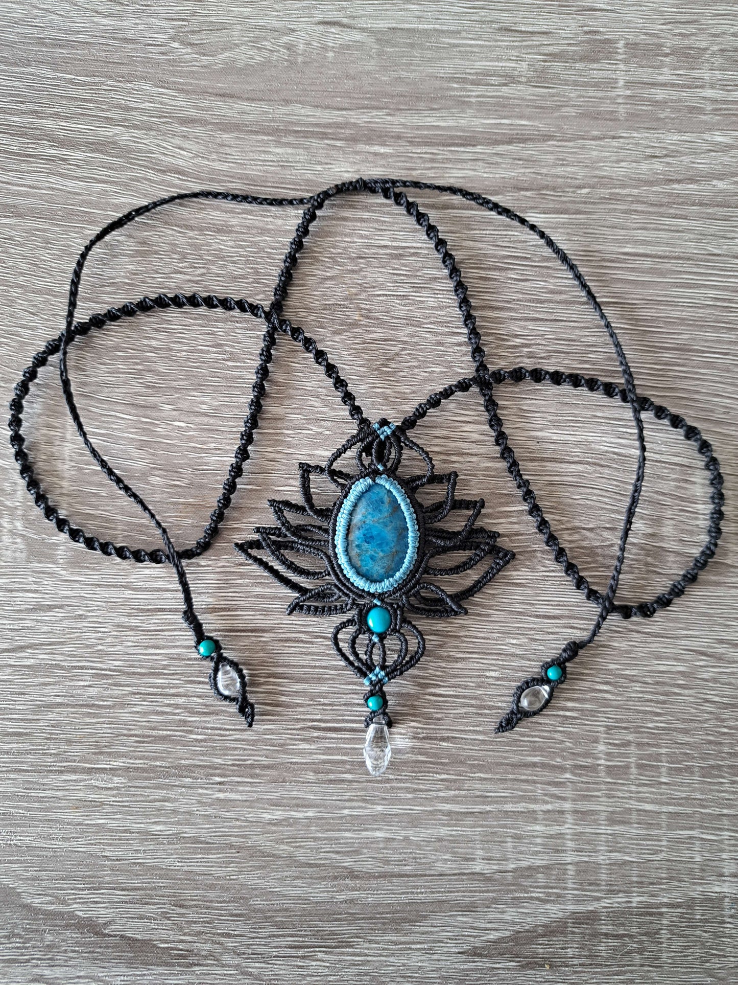 Collier Fleur de Lotus Chrysocolle
